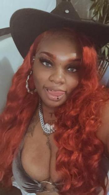 Seven , 27  female escort, Birmingham