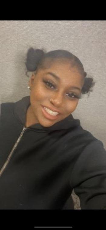 Naomi, 21  female escort, Birmingham