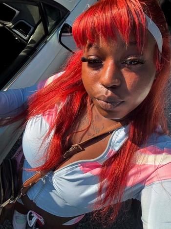 JuicyBae, 23  female escort, Birmingham