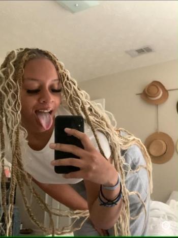Summer, 21  female escort, Birmingham