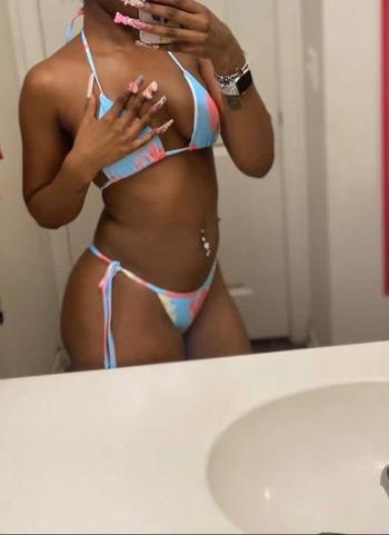 Bubbles, 24  female escort, Birmingham